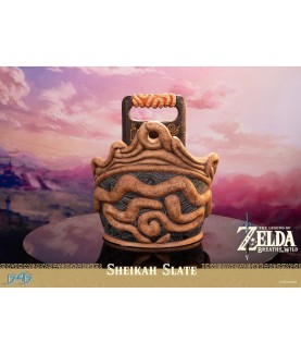 Collector Statue - Zelda - Sheikah Slate